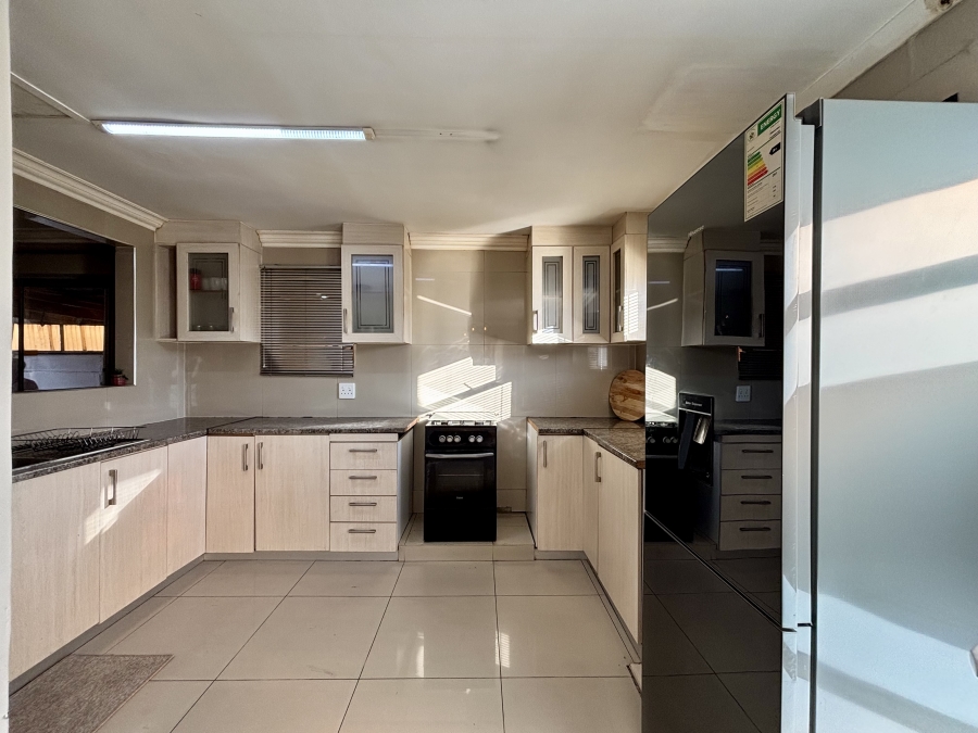 3 Bedroom Property for Sale in Westridge Western Cape